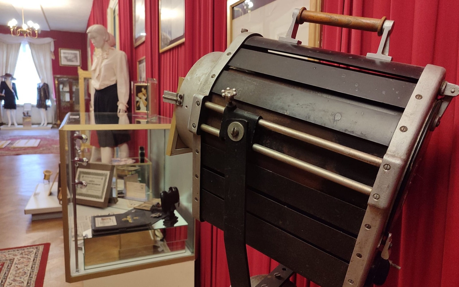 Exhibition at the Lausitz Cultural Castle Film Museum, Foto: Ariane Rykov, Lizenz: KULTURSCHLOSS LAUSITZ - Institut Romy Schneider Archiv & Museum e.V.