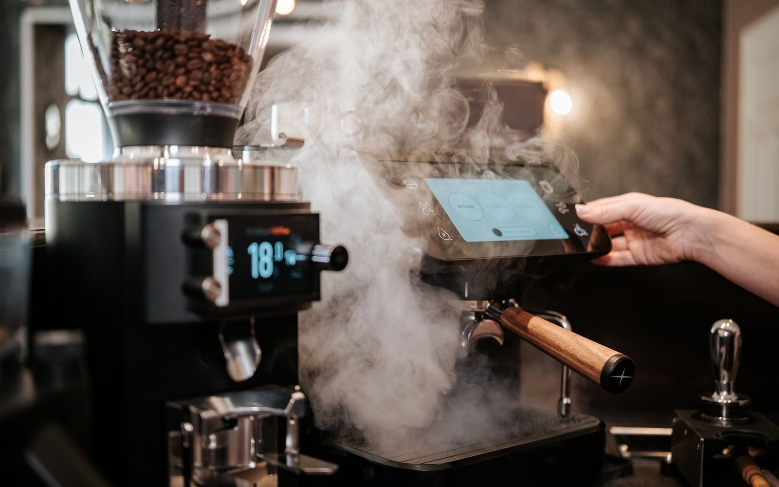 Fully automatic coffee machine, Foto: Torsten Kellermann, Lizenz: Frauke Hoffmann