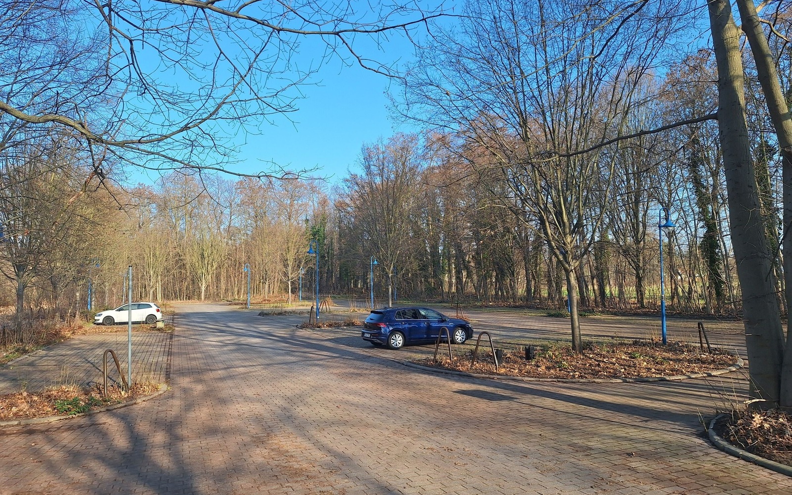 Parkplatz am Knappensee, Foto: Zweckverband Lausitzer Seenland Sachsen, Lizenz: Zweckverband Lausitzer Seenland Sachsen