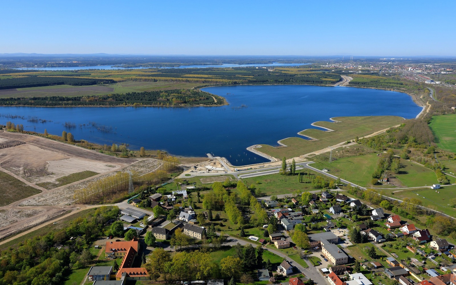 Hafen Sedlitzer Bucht aus der Vogelperspektive, Foto: Steffen Rasche, Lizenz: LMBV